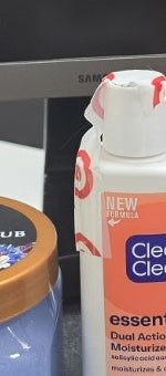 Clean & Clear Essentials Dual Action Moisturizer 118ml