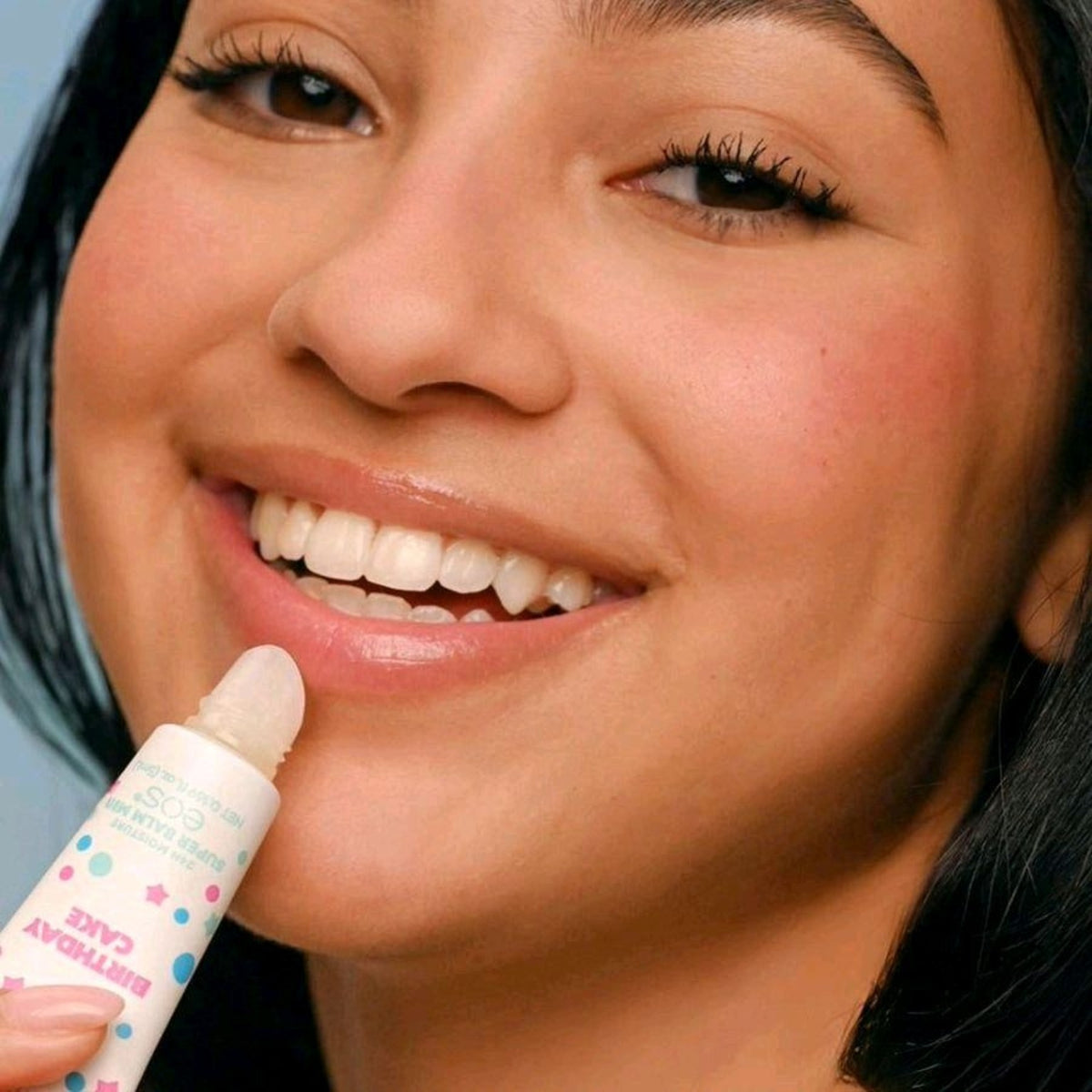 EOS Crème de la Crème Super Balm Minis 3-Pack application