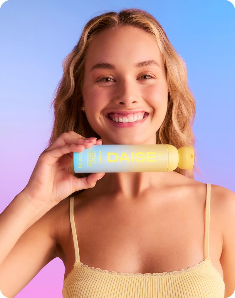 Daise Sunny Vanilla & Coconut All Body Spray & Deodorant 100g – official campaign photo