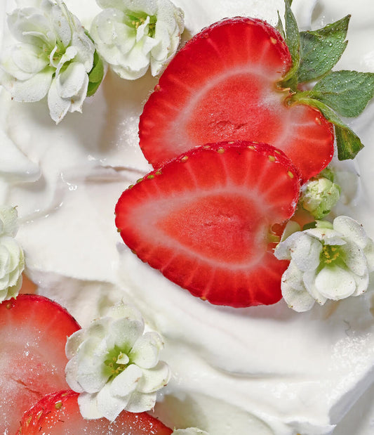 EOS Strawberry Dream Body Wash 473ml