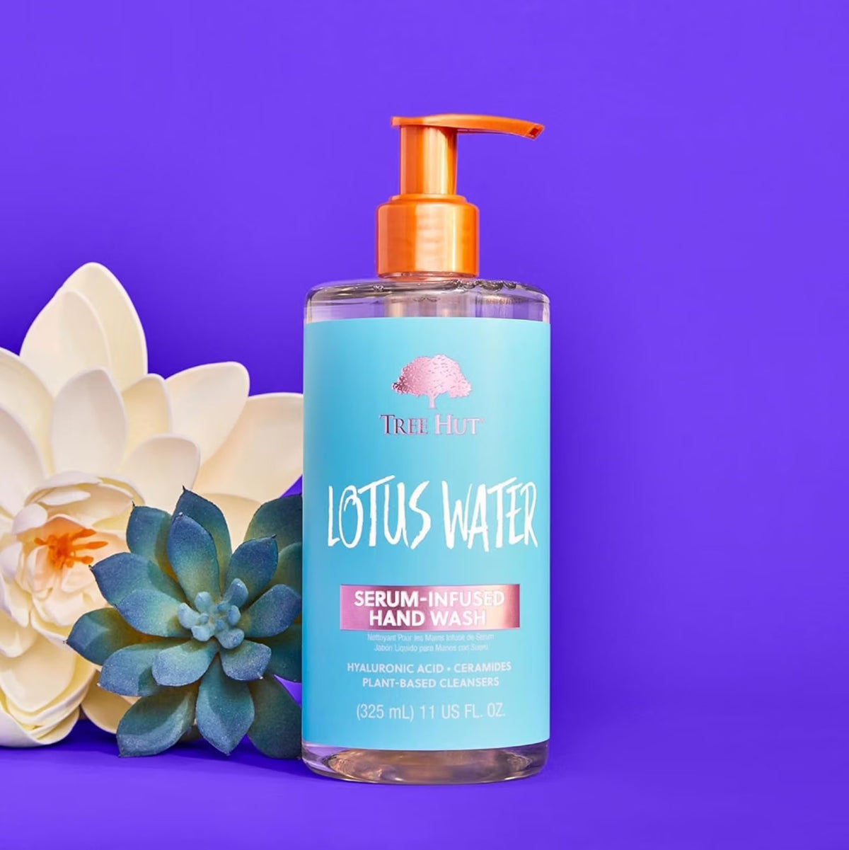 Tree Hut Lotus Water Serum-Infused Hand Wash 325ml product lifestyle image